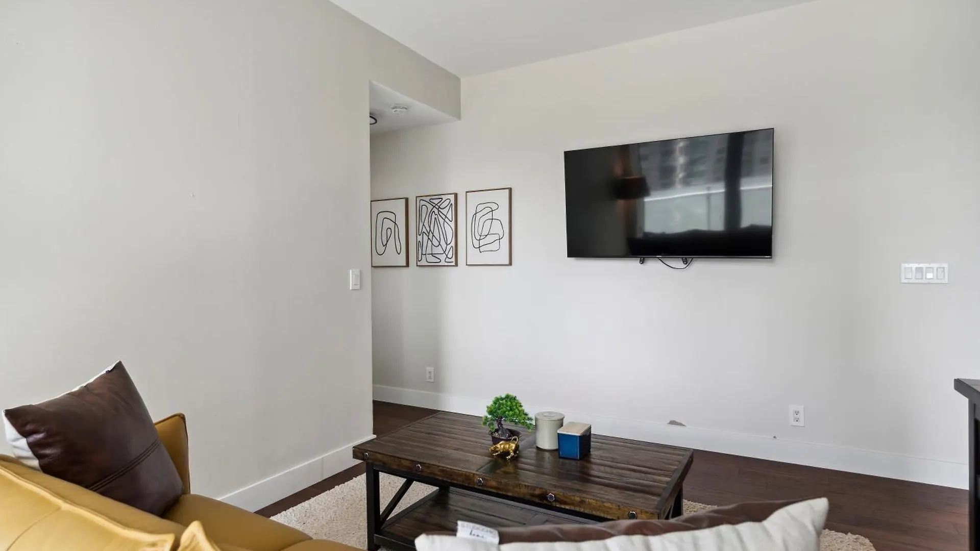 アパート 2Bd Modern Condo Steps From The Cn Tower トロント カナダ