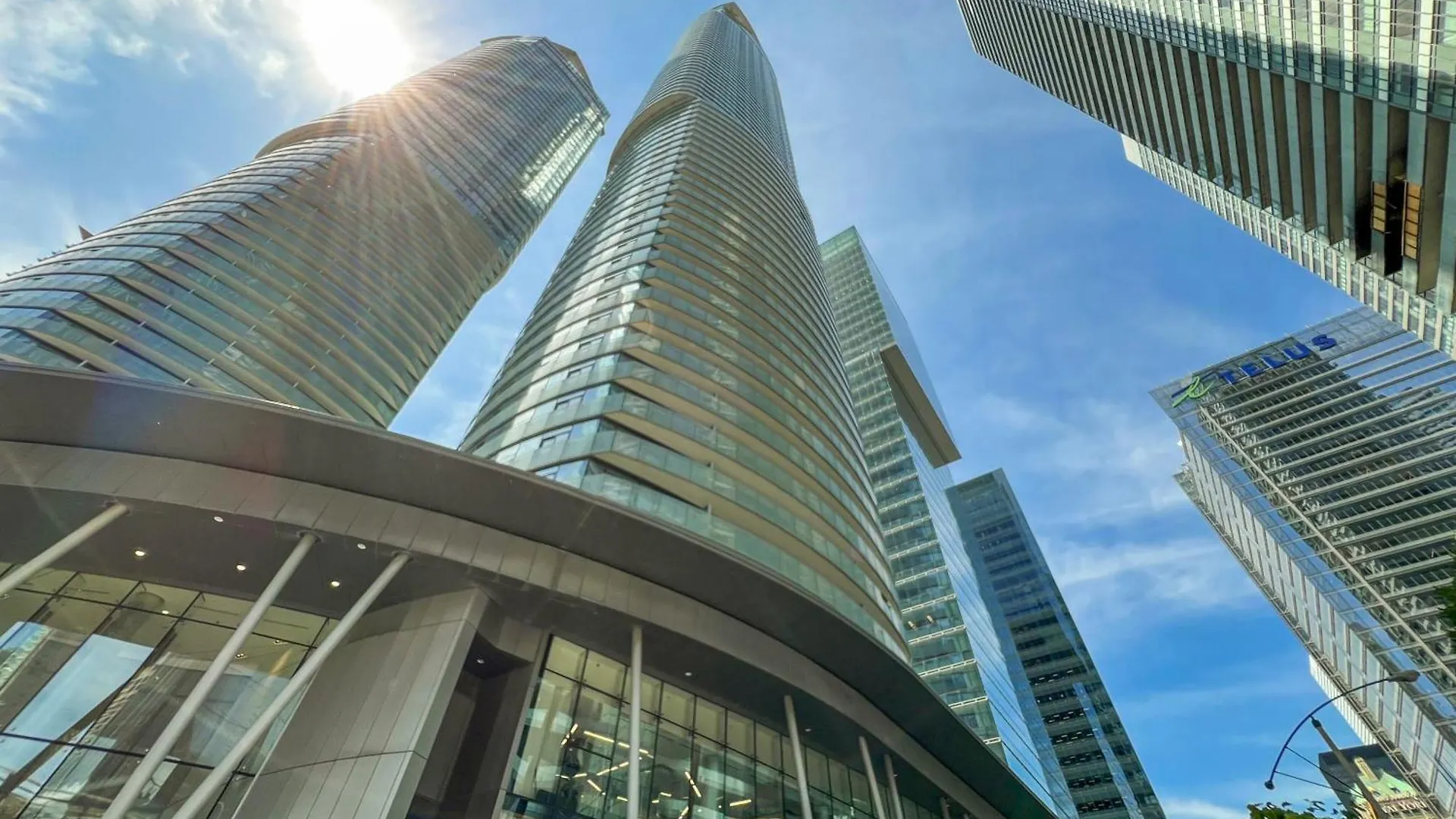 2Bd Modern Condo Steps From The Cn Tower Toronto Kanada